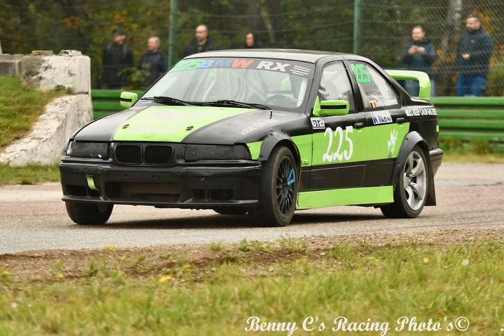 BMW e36 325i, Auto's, BMW, Particulier, 3 Reeks, Benzine, 5 deurs, Handgeschakeld, Achterwielaandrijving, Ophalen