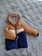 Dikke winterjas maat 86, Enfants & Bébés, Vêtements de bébé | Taille 86, Enlèvement, Utilisé, Garçon, Pull ou Veste