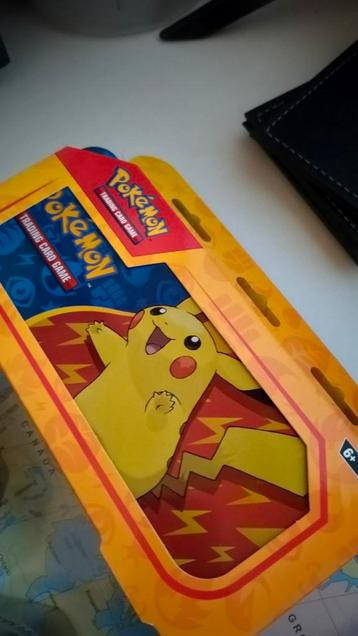 Pokémon TCG collection tin beschikbaar voor biedingen