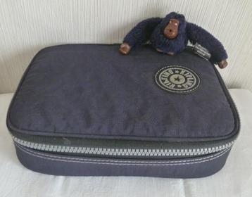 Kipling zeer grote pennenzak „100 pennen” grijs acroniem + a beschikbaar voor biedingen