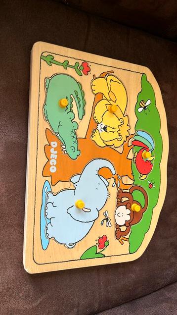Houten puzzel djeco beschikbaar voor biedingen