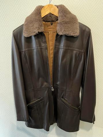 Dibou gilet. 40. Leder vest.  Nooit gebruik beschikbaar voor biedingen