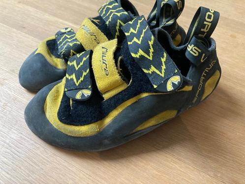 Chaussons d escalade la sportiva miura taille 38.5, Sport en Fitness, Overige Sport en Fitness, Gebruikt, Ophalen of Verzenden