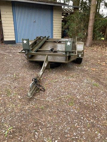 Aanhangwagen  beschikbaar voor biedingen