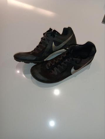 Nike spikes maat 38,5 beschikbaar voor biedingen