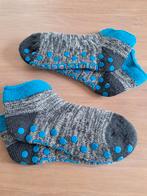 Chaussettes P 33-35 anti glisse, Ophalen of Verzenden, Zo goed als nieuw, Sokken