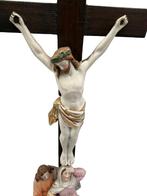 Oud polychroom porseleinen kruisbeeld Old Andenne 44 cm, Antiek en Kunst, Ophalen of Verzenden