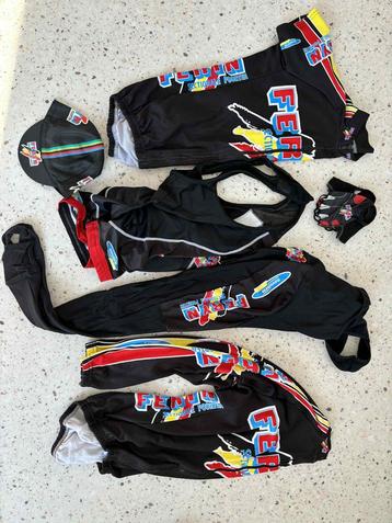 Koerskledij perfecte staat maat Small beschikbaar voor biedingen