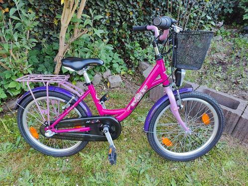 Kinder meisjes fiets BNB 20 inch ideaal voor 6 - 9 jaar, Fietsen en Brommers, Fietsen | Kinderfietsjes, Gebruikt, Ophalen