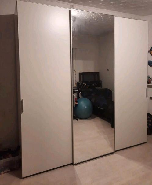 Kleerkast met grote spiegel. Maatwerk. Wit,, Huis en Inrichting, Kasten | Kleerkasten, Gebruikt, 200 cm of meer, 200 cm of meer