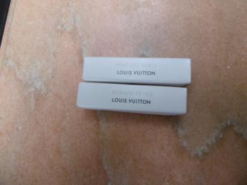 2 petits flacons de parfum Louis Vuitton de 2 ml