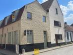 Woning te huur in Brugge, 2 slpks, Vrijstaande woning, 326 kWh/m²/jaar, 2 kamers
