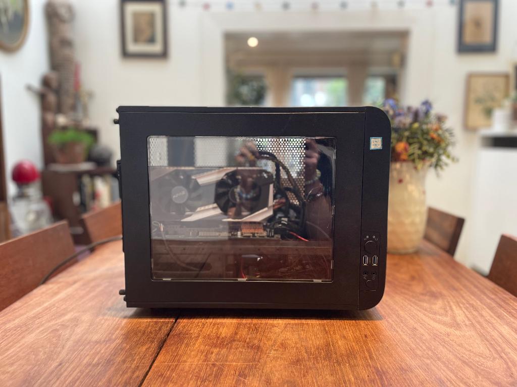 PC Gamer / Bureautique performant, Informatique & Logiciels, Ordinateurs de bureau, Comme neuf, 3 à 4 Ghz, SSD, 8 GB, Gaming, Enlèvement