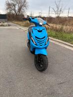 Piaggio zip 4t A klasse, Fietsen en Brommers, Scooters | Piaggio, Ophalen, Zo goed als nieuw, Zip