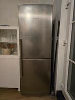 rvs koelkast BOSCH - met 3 vakken diepvries, 150 tot 200 liter, Gebruikt, 45 tot 60 cm, Met vriesvak