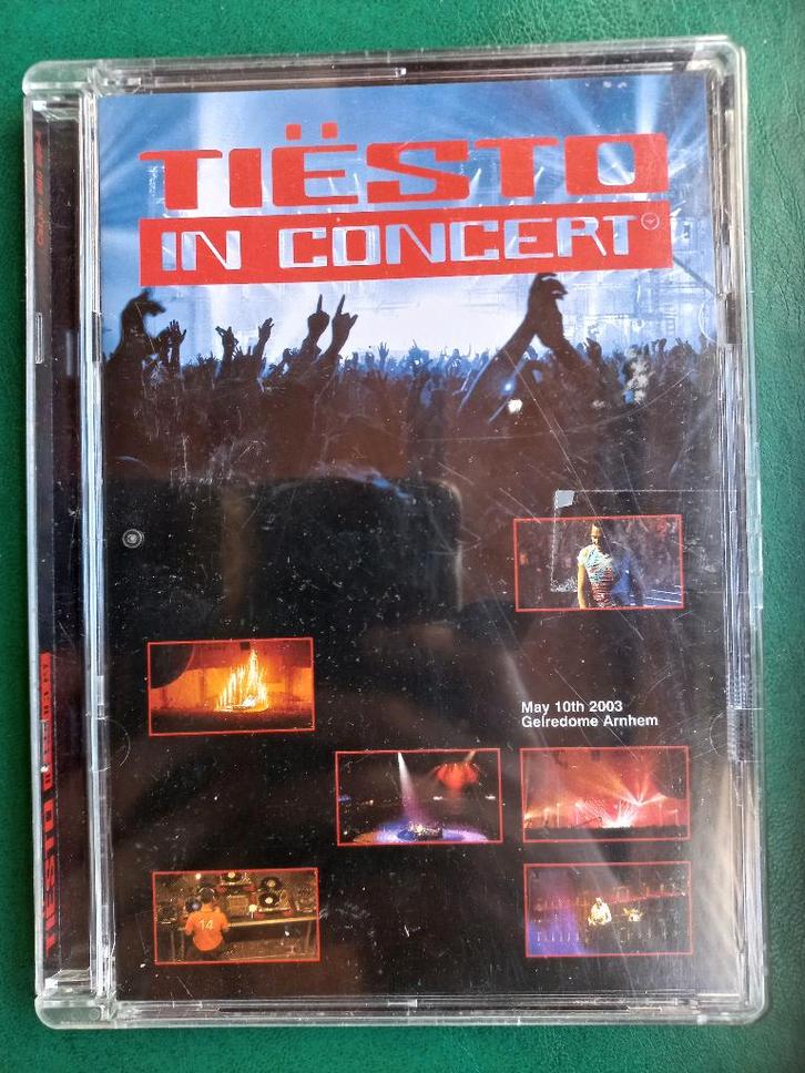 Tiësto in Concert (2 disc), Cd's en Dvd's, Dvd's | Muziek en Concerten, Zo goed als nieuw, Muziek en Concerten, Boxset, Alle leeftijden