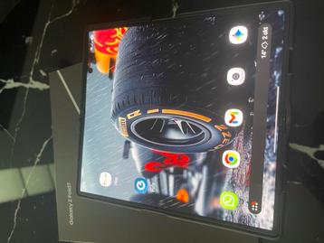 Samsung Galaxy Z Fold 7 512gb + samsung watch ultra 2025 mod beschikbaar voor biedingen