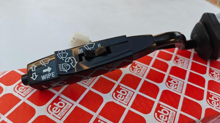 Commutateur de clignotant neuf Mercedes 508 D, 608D, 613D,.., Autos : Pièces & Accessoires, Tableau de bord & Interrupteurs, Mercedes-Benz