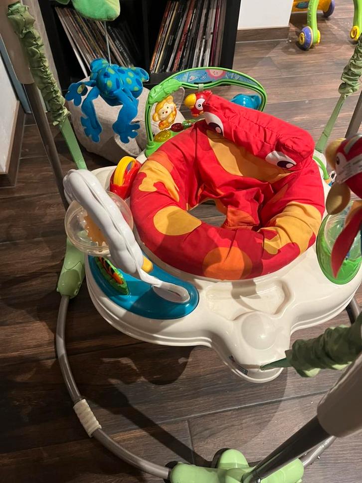 Fisher-Price Jumperoo, centre d'activités, Enfants & Bébés, Jouets | Tables de jeux, Utilisé, Enlèvement
