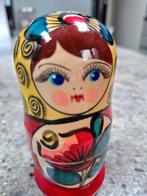 Russische Matroejka poppetjes, Ophalen