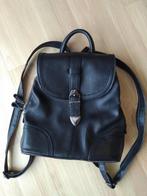 Zwarte rugzak van imitatieleer voor dames, Handtassen en Accessoires, Tassen | Rugtassen, Ophalen