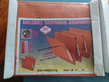 20 hangmappen  beschikbaar voor biedingen