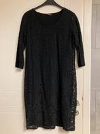 Robe noire doublée en dentelle, Enlèvement, Comme neuf, Taille 42/44 (L)