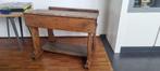 Oude gerestaureerde lessenaar, Huis en Inrichting, Bureaus, Ophalen, Gebruikt, Bureau