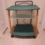 Bijzettafel op wielen met achteraan ingebouwde stopcontacten, Huis en Inrichting, Tafels | Bijzettafels, Ophalen, 55 tot 75 cm