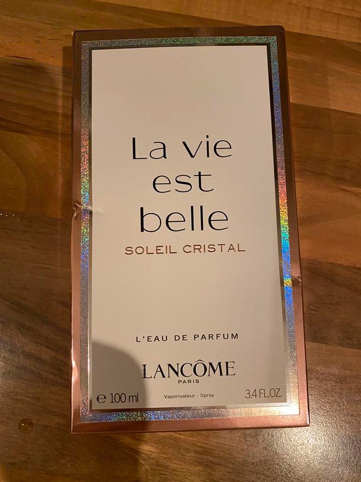 LA VIE EST BELLE  l’eau de parfum 100 ml, Handtassen en Accessoires, Uiterlijk | Parfum, Nieuw, Ophalen