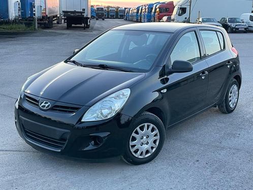 Hyundai i20 1.3i Benzine 57kw Euro 5 Année 2010, 139.000km, Auto's, Hyundai, Bedrijf, i20, ABS, Airbags, Boordcomputer, Centrale vergrendeling