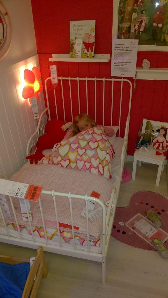 (kinder)bed, Kinderen en Baby's, Kinderkamer | Bedden, Gebruikt, 180 cm of meer, 85 tot 100 cm, Lattenbodem, Matras, Ophalen