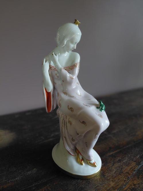 Vintage Royal Dux porseleinen beeldje, Antiek en Kunst, Kunst | Beelden en Houtsnijwerken, Verzenden