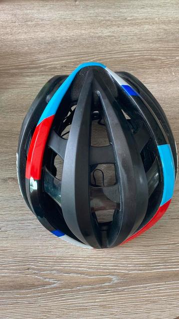 Giro Aether helm beschikbaar voor biedingen