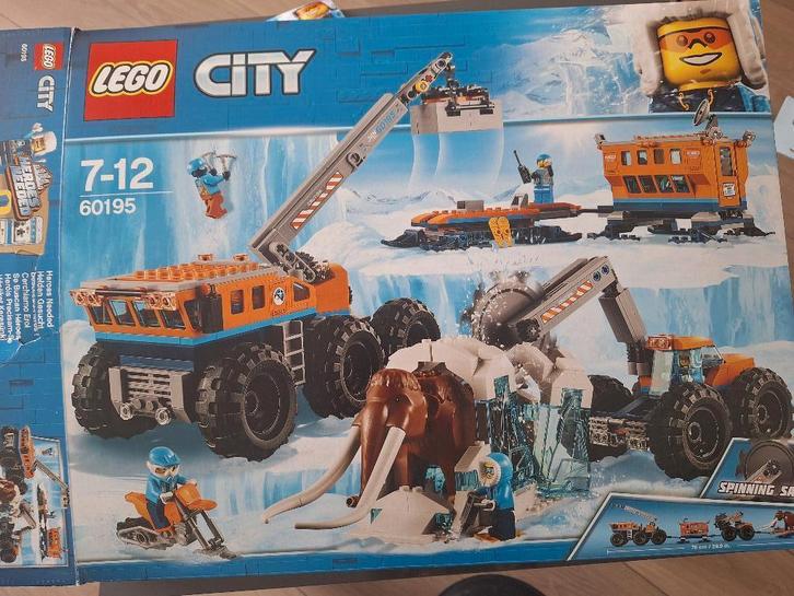 Lego City 60195, Kinderen en Baby's, Speelgoed | Duplo en Lego, Zo goed als nieuw, Lego, Complete set, Ophalen of Verzenden