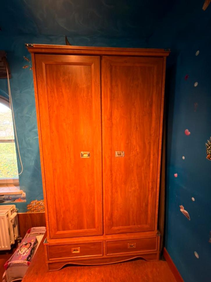 Massieve kledingkast, Huis en Inrichting, Kasten | Kleerkasten, Gebruikt, 150 tot 200 cm, 100 tot 150 cm, 50 tot 75 cm, Met lade(s)