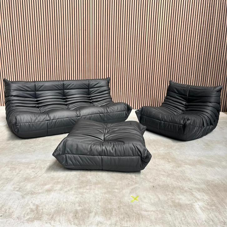 Ligne Roset Togo set - Nero leder, Antiek en Kunst, Antiek | Meubels | Stoelen en Sofa's, Ophalen of Verzenden