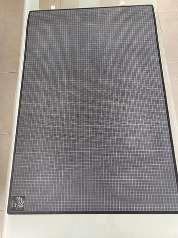 Tapis de découpe noir, Enlèvement