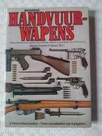 Boek moderne Handvuurwapens, Gelezen, Algemeen, Niet van toepassing, Ophalen of Verzenden