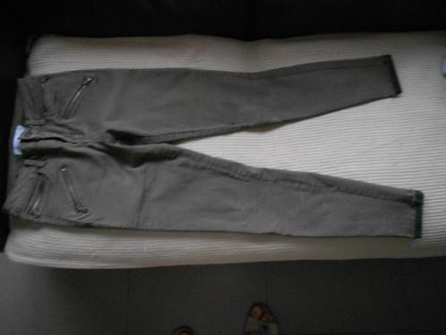 kaki jeansbroek mt 146 Zara, Kinderen en Baby's, Kinderkleding | Maat 140, Gebruikt, Meisje, Broek, Ophalen of Verzenden