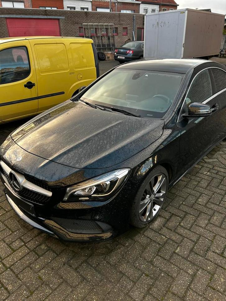 Mercedes CLA200, Auto's, Mercedes-Benz, Particulier, CLA, Benzine, Handgeschakeld, Zwart, Ophalen