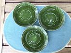 3 petites assiettes BOCH Trianon vert olive, Maison & Meubles, Cuisine | Vaisselle, Utilisé