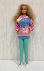 oude barbie met SINDY kledingsetje (16), Verzamelen, Poppen, Ophalen of Verzenden, Gebruikt