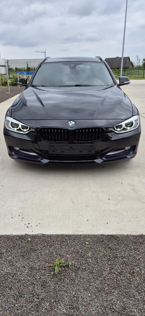BMW 316i 2014, Auto's, BMW, Particulier, 3 Reeks, Achteruitrijcamera, Airconditioning, Bluetooth, Boordcomputer, Climate control