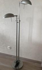 Staanlamp apart regelbaar in hoogte, zo goed als nieuw., Ophalen, Zo goed als nieuw, Metaal, 150 tot 200 cm