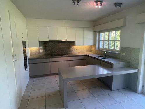 volledig uitgeruste keuken incl toestellen, Huis en Inrichting, Keuken | Complete keukens, Gebruikt, U-keuken, Crème, Graniet of Steen