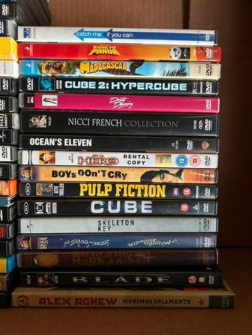 40+ DVDs beschikbaar voor biedingen