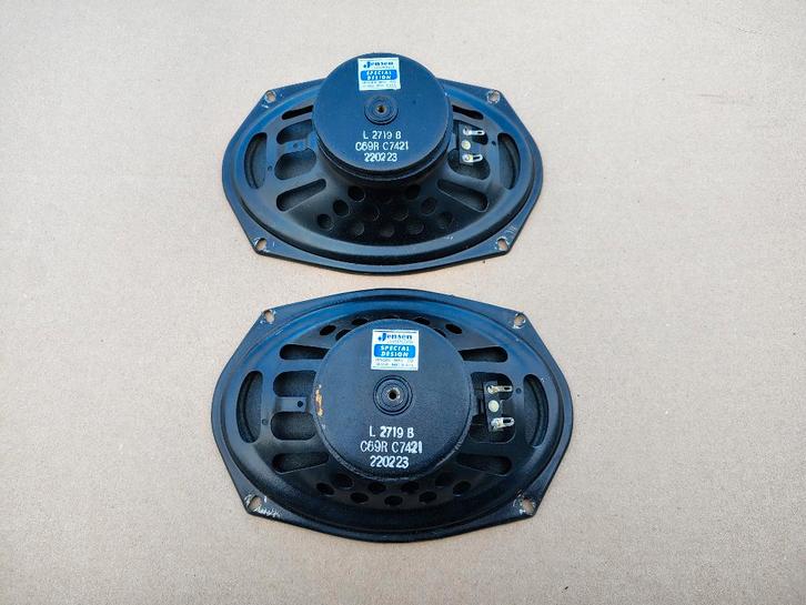 2x Hoge Tonen Speakers Rowe-AMi JAL-200 (1962) jukebox, Collections, Machines | Jukebox, Ami, Envoi