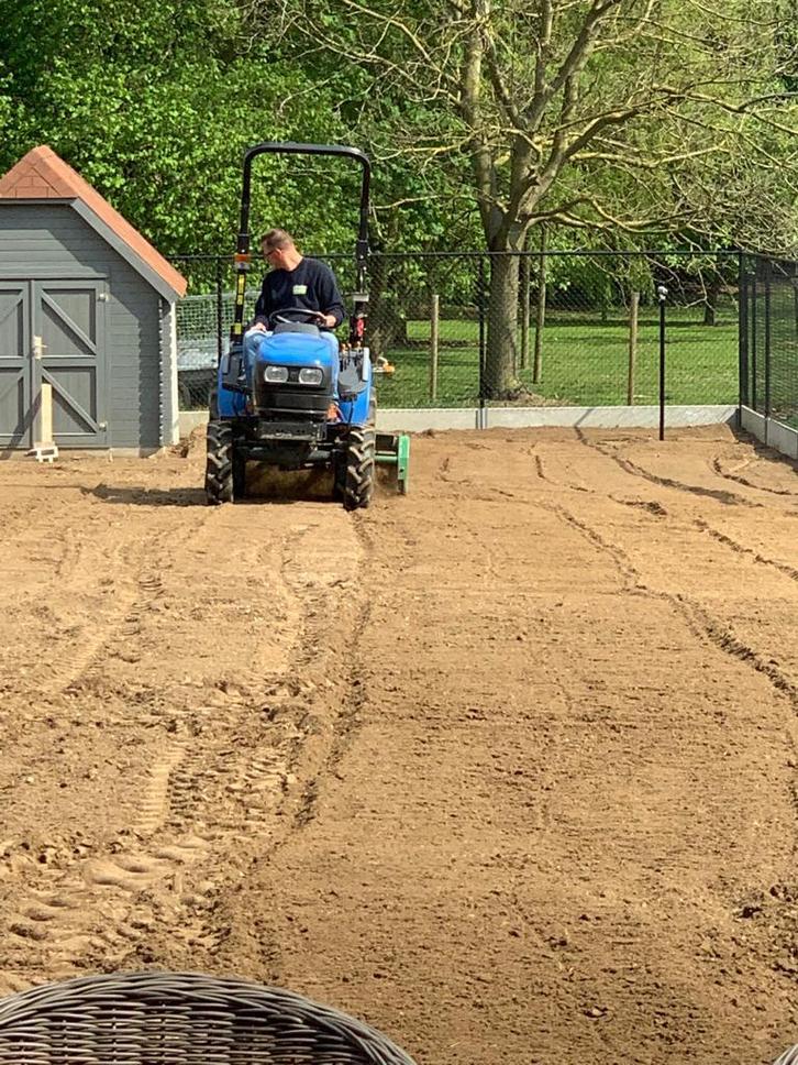Frezen/rotoreggen/inzaaien gras, Tuin en Terras, Gras en Kunstgras, Gras, Ophalen of Verzenden