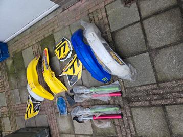 Onderdelen crossmoto, motordelen mx beschikbaar voor biedingen